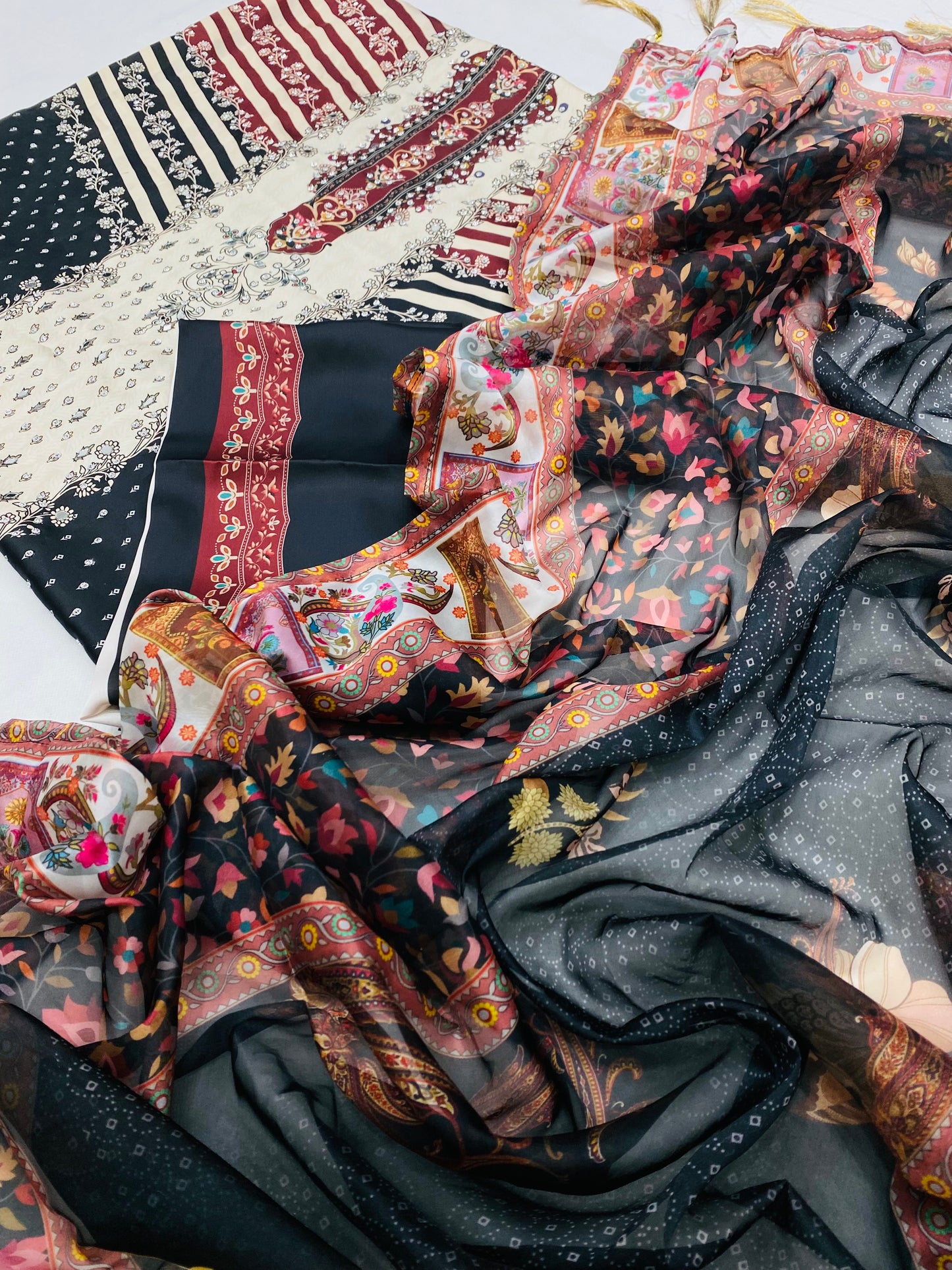 MB BLACK MAHROON BEATS CHINA SILK