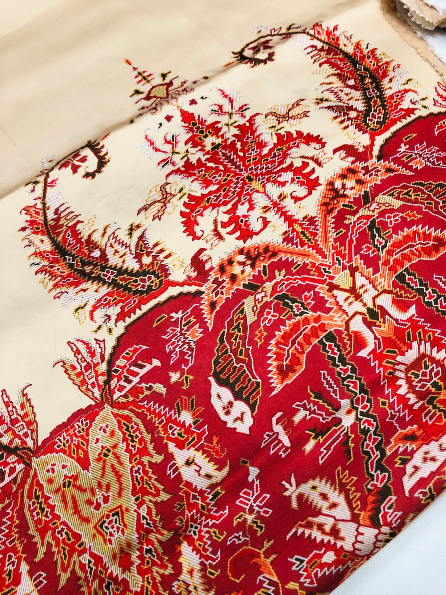 GOLDEN MINECRAFT CHINA SILK