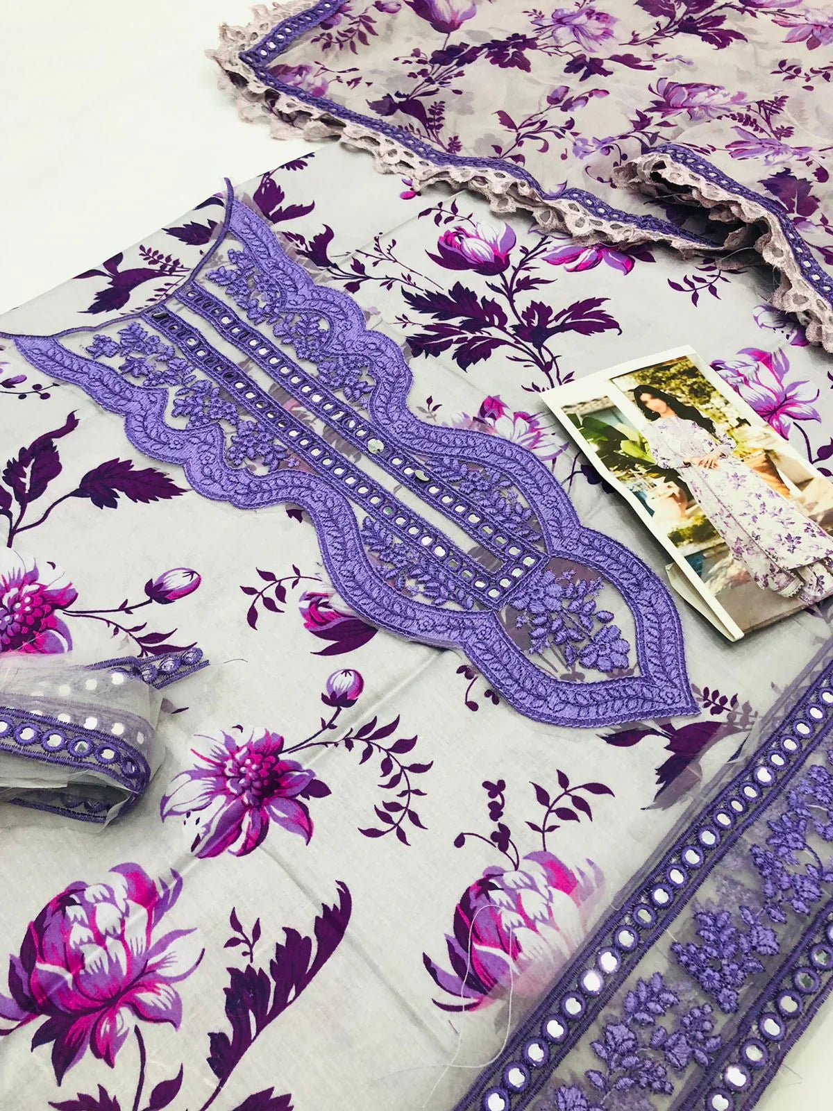 ANEELAS PURPLE LEAVES LAWN - SR FABRICS