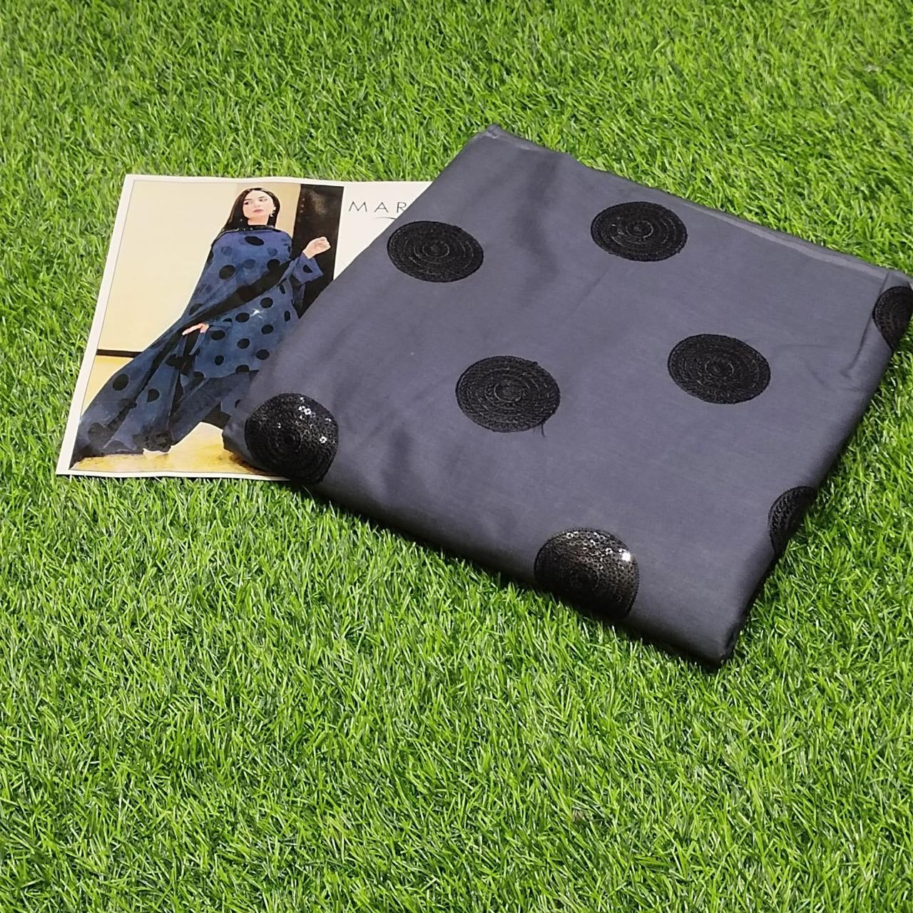 BAREEZE GREY POLKA
