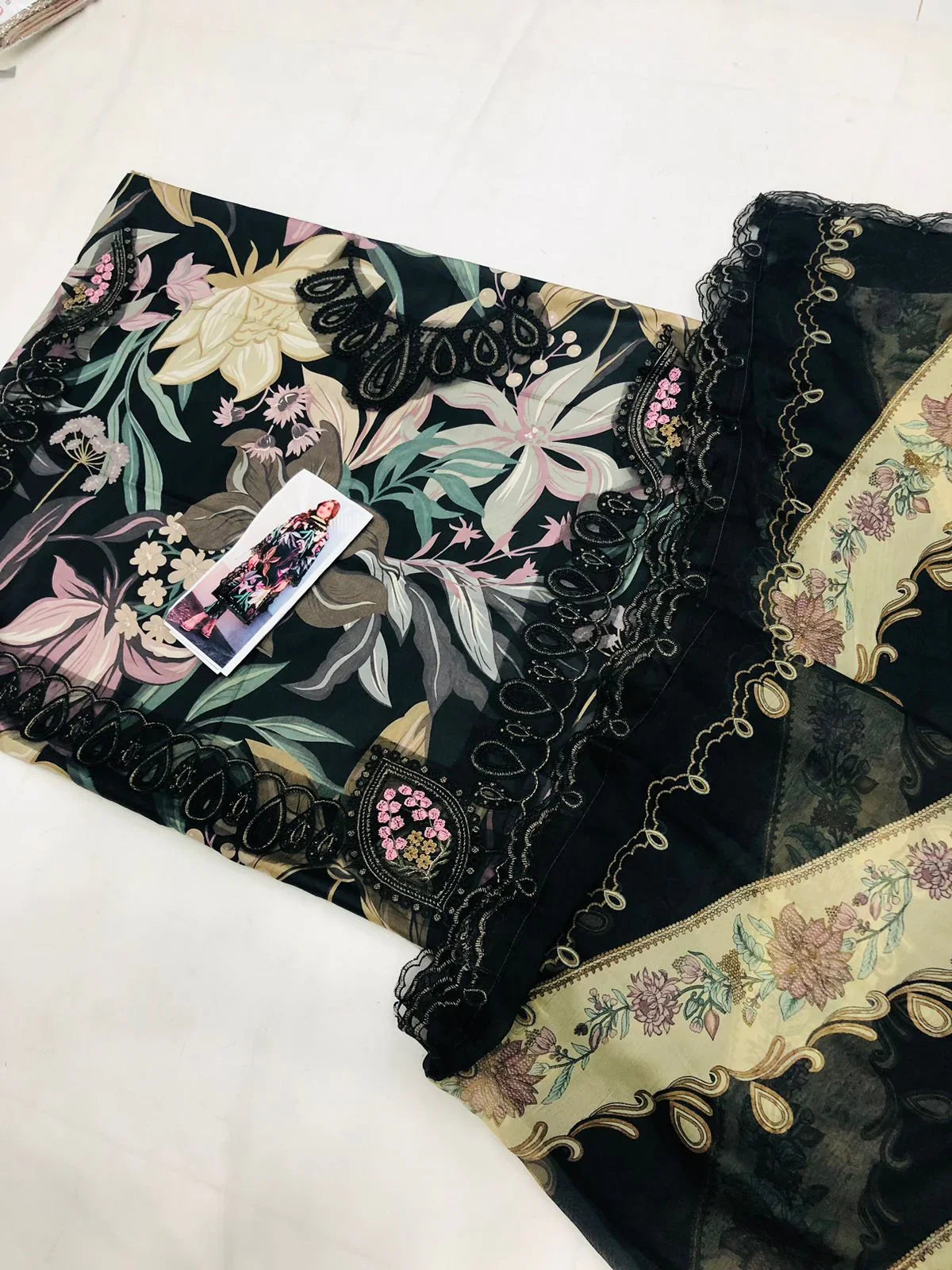 BAROQUE BLACK MULTI LAWN - SR FABRICS