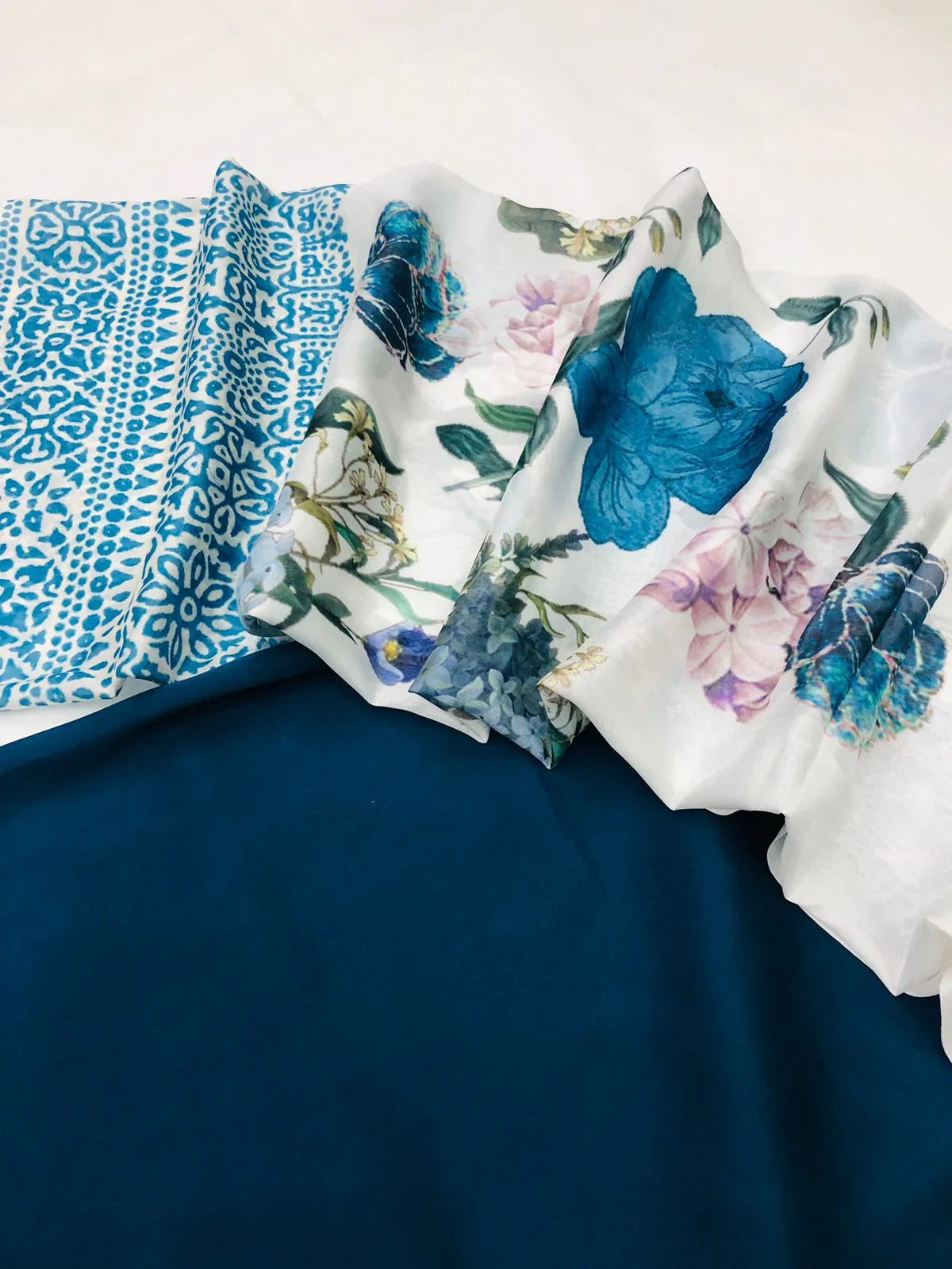 HANIA AMIR ZINC SLIK 3PC - SR FABRICS