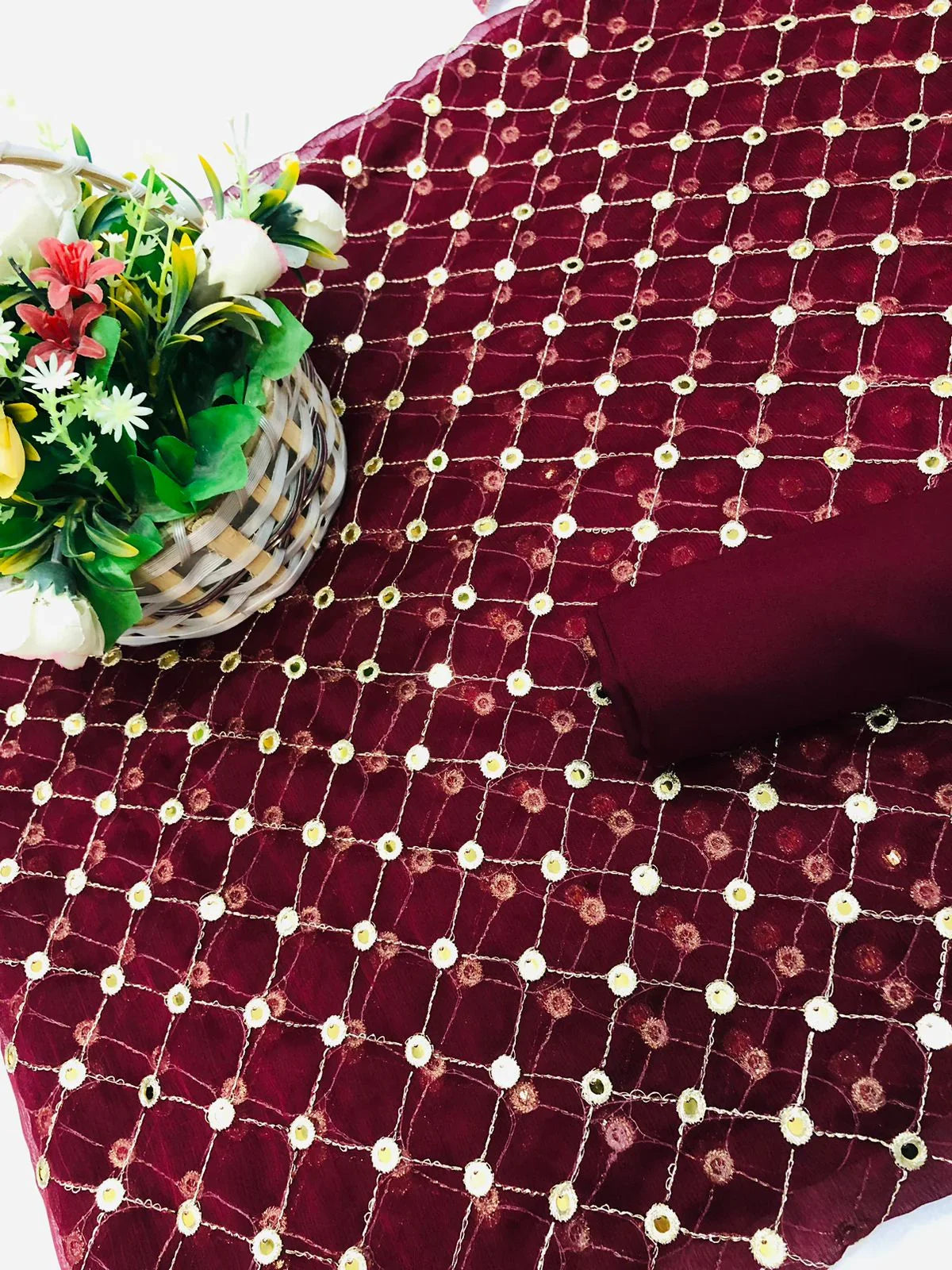 HIBA BUKHARI MAHROON SHAFOON SUIT - SR FABRICS