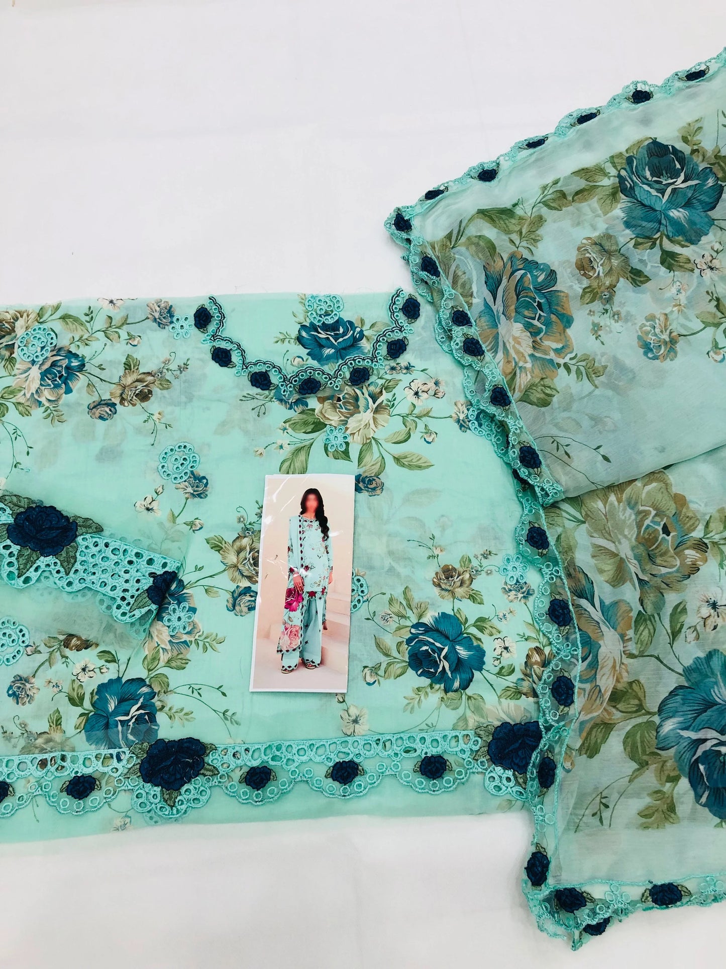 IZNIK AQUA CHICKEN KARI LAWN - SR FABRICS