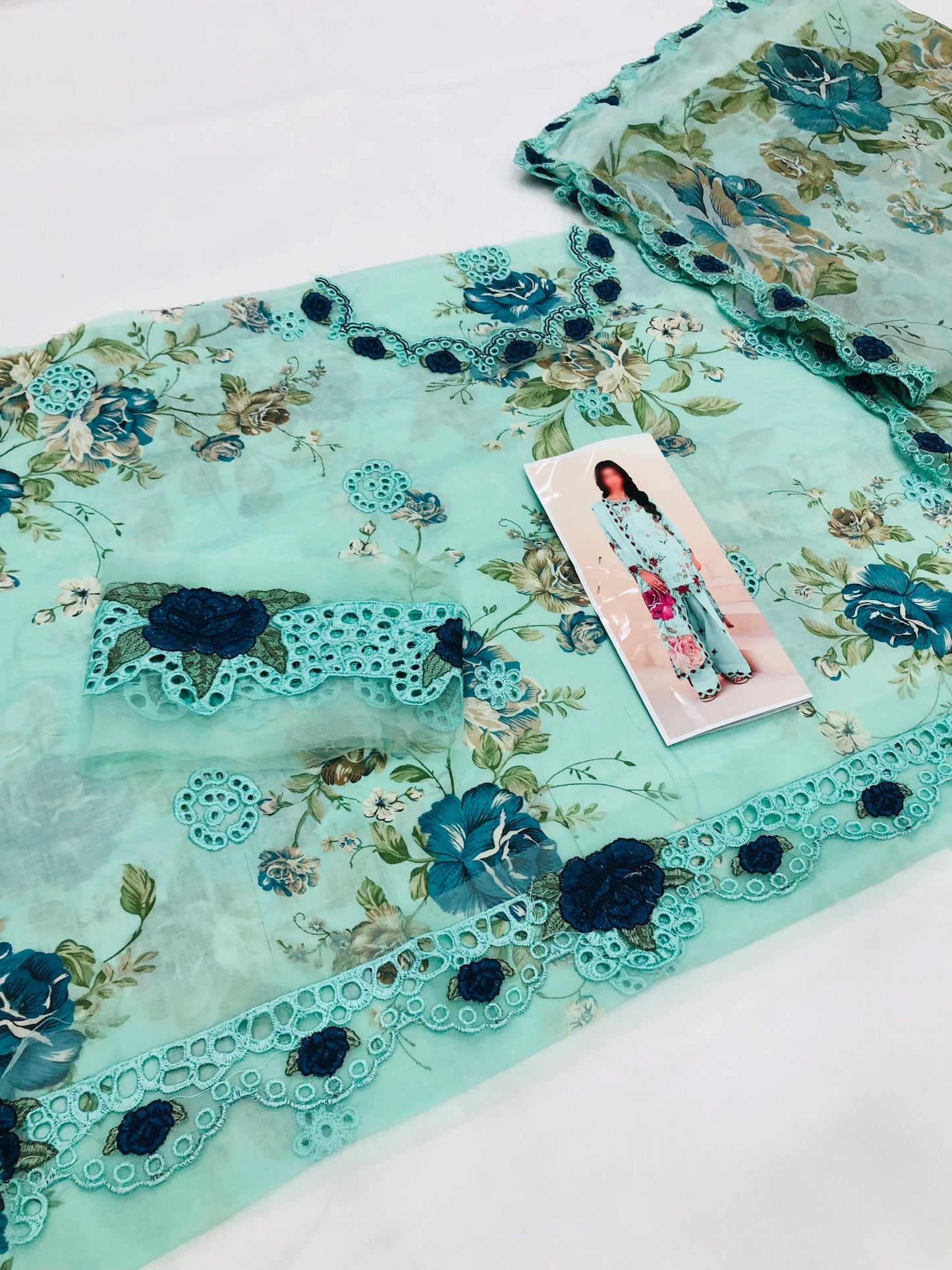 IZNIK AQUA CHICKEN KARI LAWN - SR FABRICS