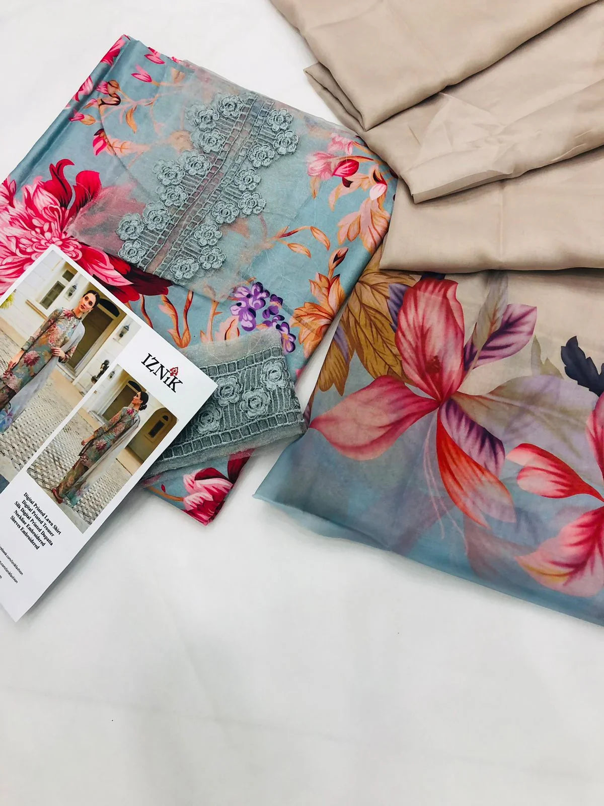 IZNIK LUXURY LAWN - SR FABRICS