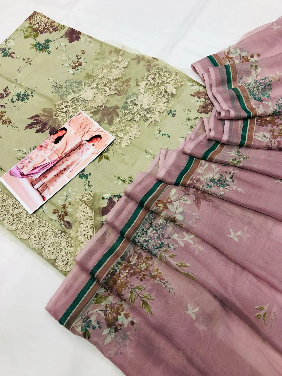 IZNIK SKIN WITH PINK DUPATTA LAWN - SR FABRICS