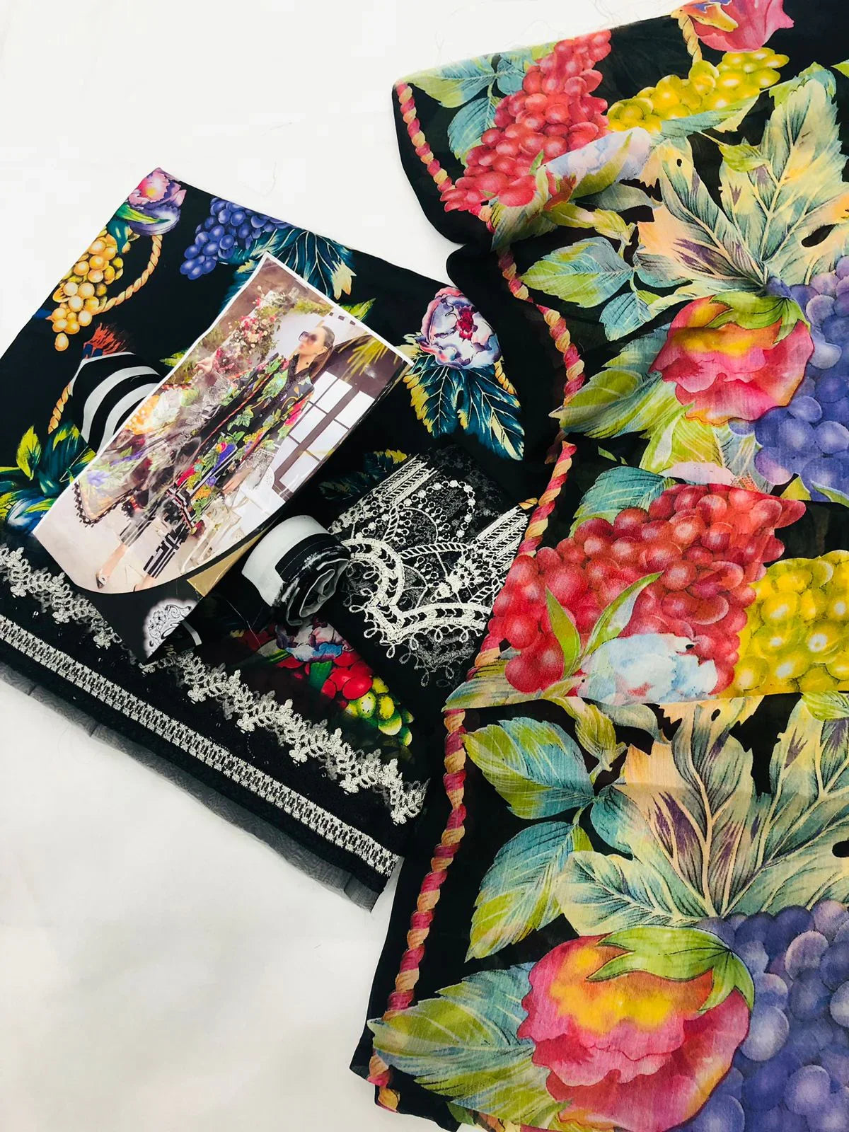 MARIA B BLACK DIGITAL LAWN - SR FABRICS