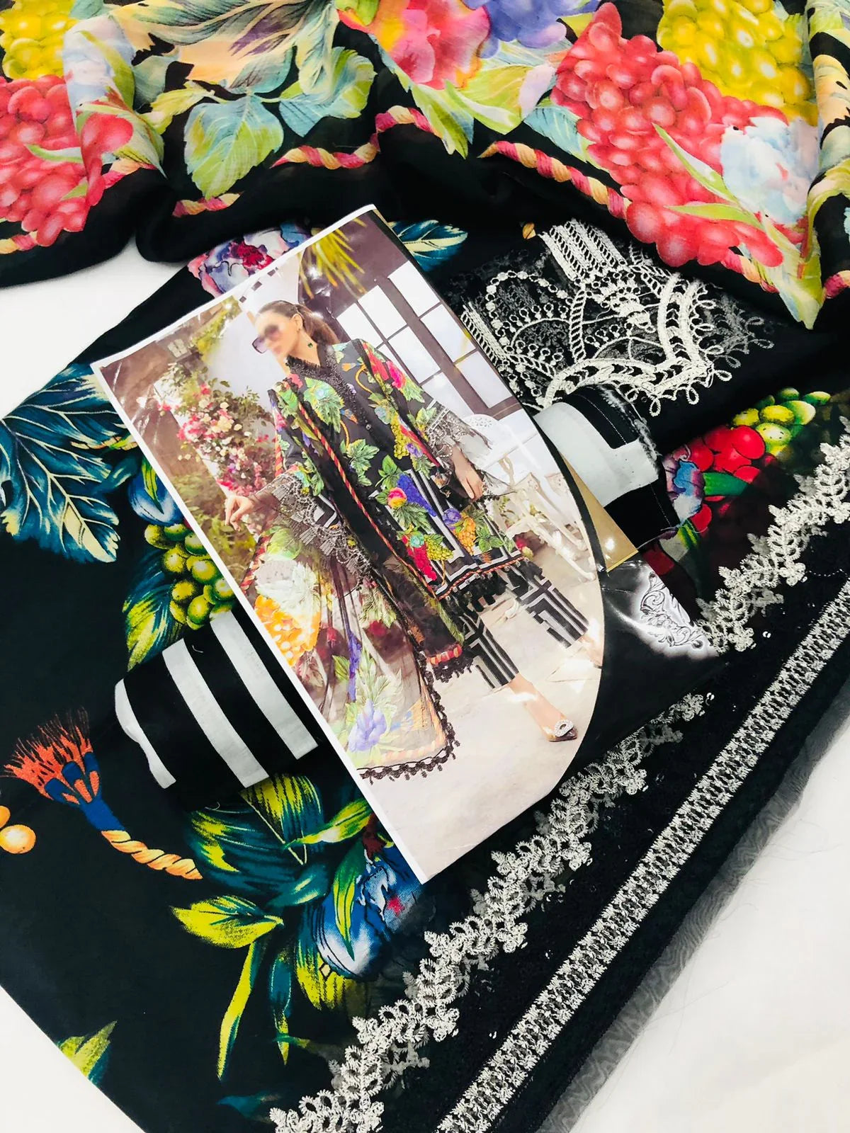 MARIA B BLACK DIGITAL LAWN - SR FABRICS