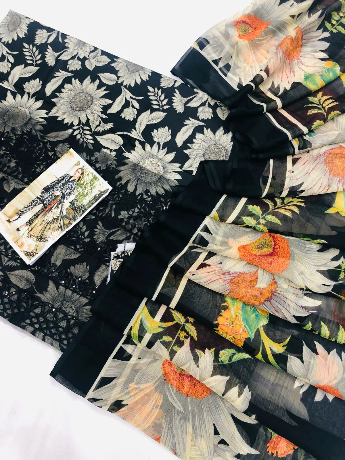 MB BLACK FLOWERS DIGITAL LAWN - SR FABRICS
