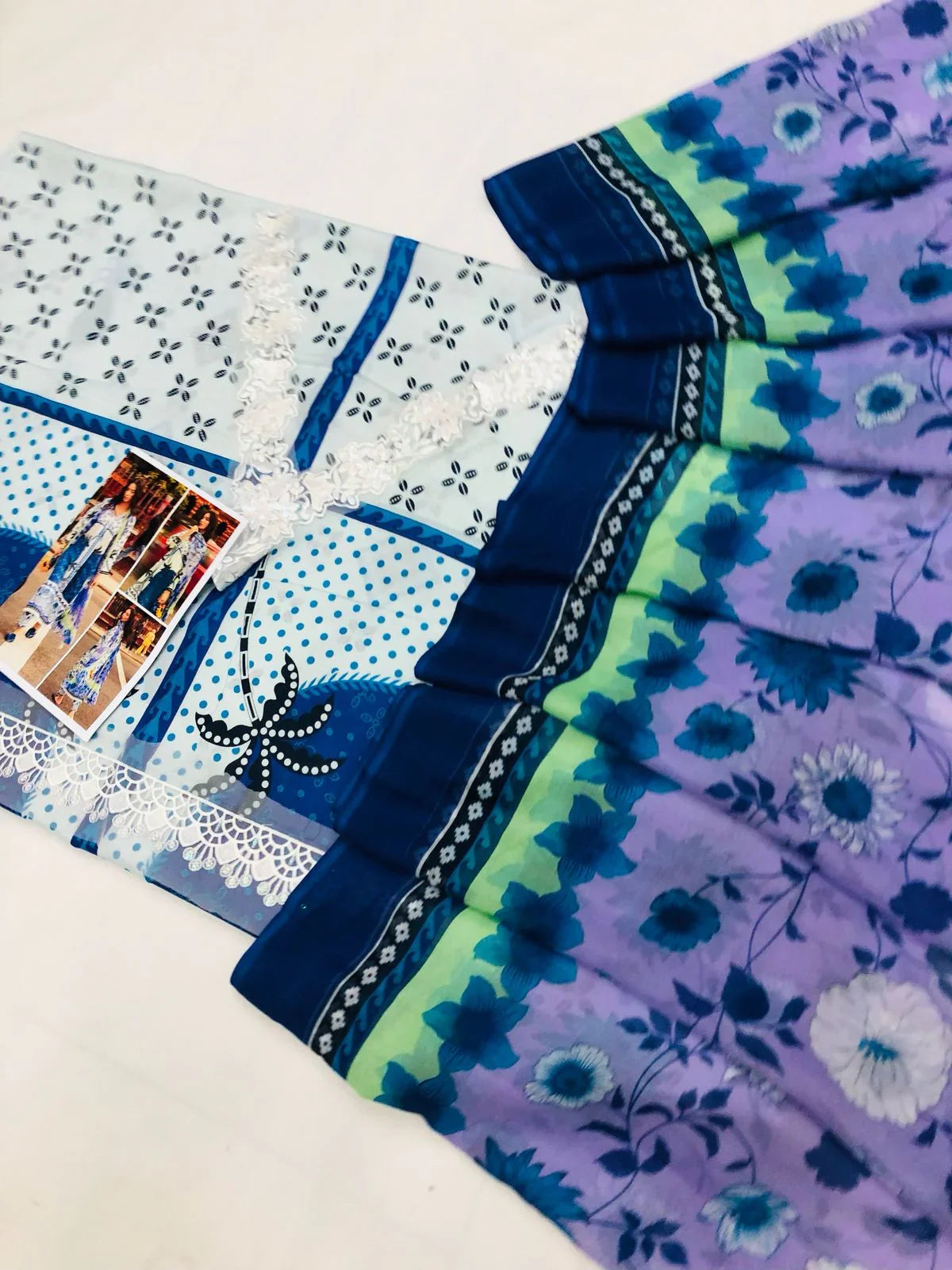 MUSHQ B - WHITE LAWN - SR FABRICS