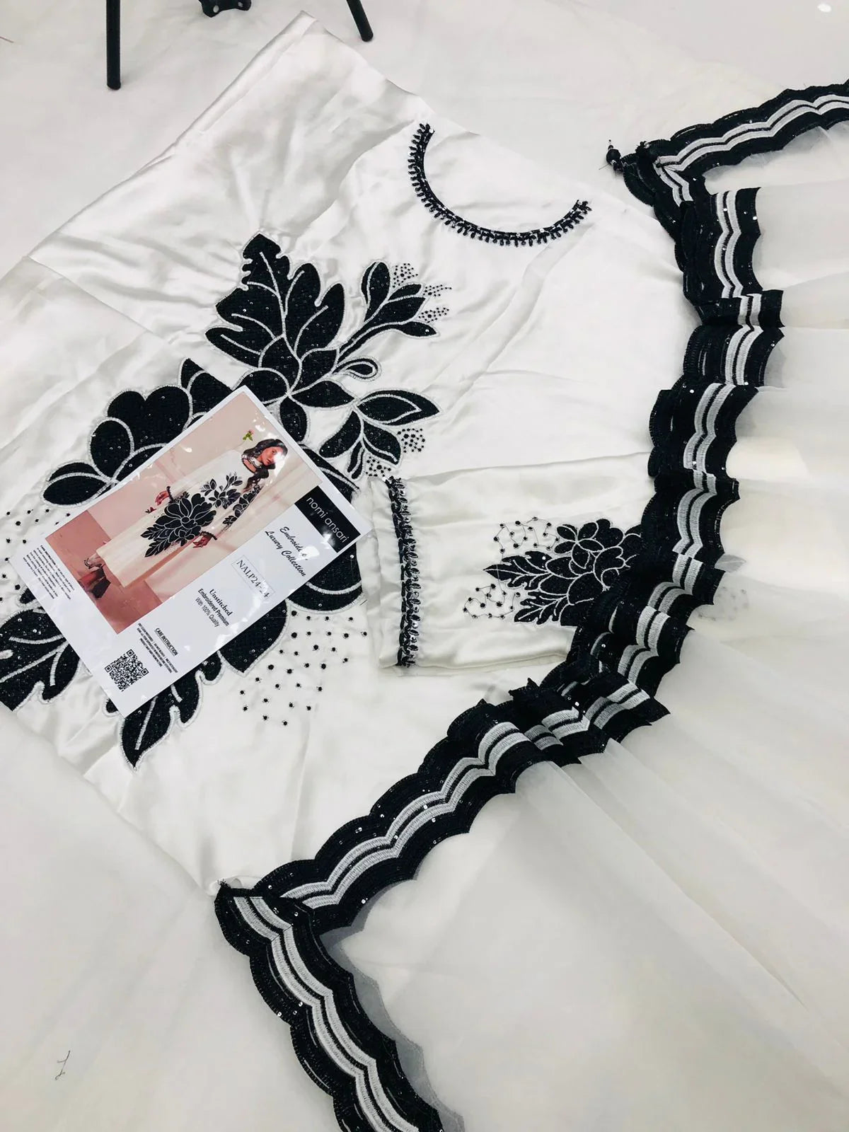 NOMI ANSARI WHITE SILK DRESS - SR FABRICS