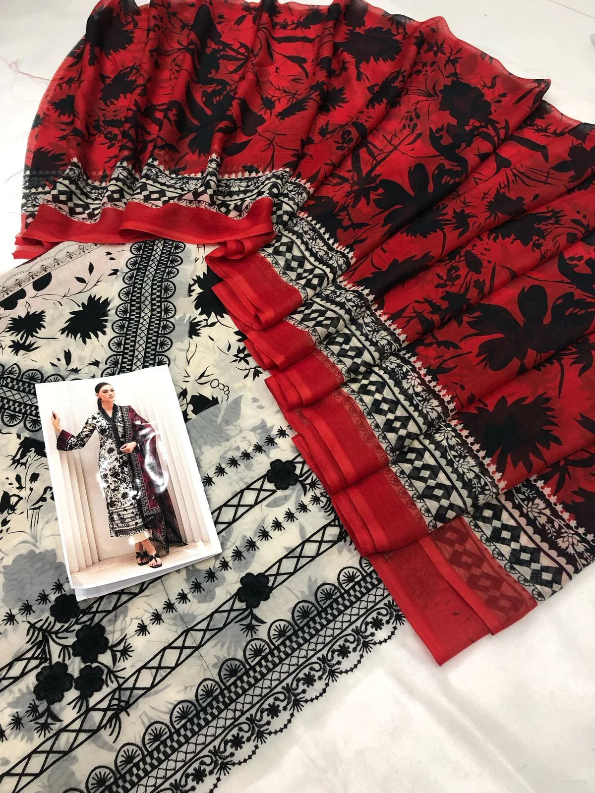 ZAINAB CHOTTANI RED DUPATTA LAWN - SR FABRICS