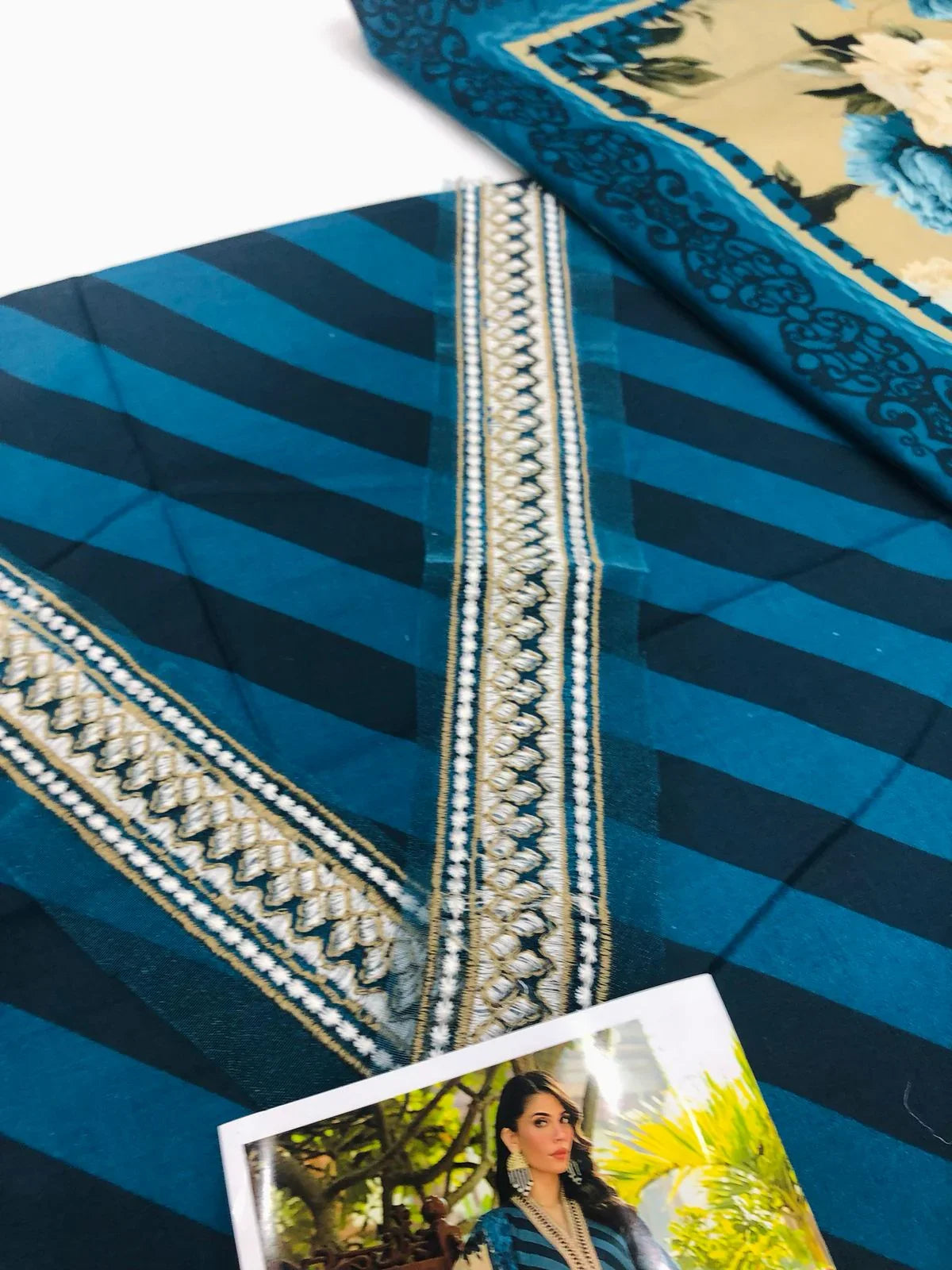 ZC ZINC LAWN DUPATTA - SR FABRICS