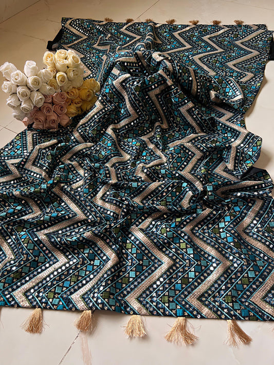 PREMIUM KHADDAR ZIGZAG SHAWL