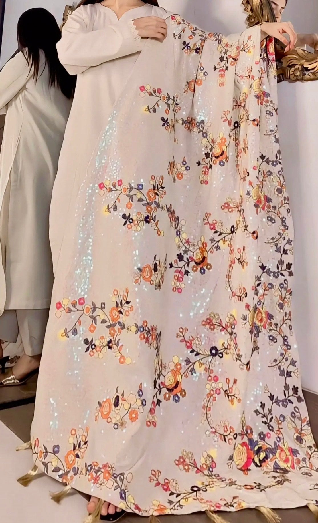 KHADDAR DRESS WITH KHADDAR MULTI PHOOL SHAWL