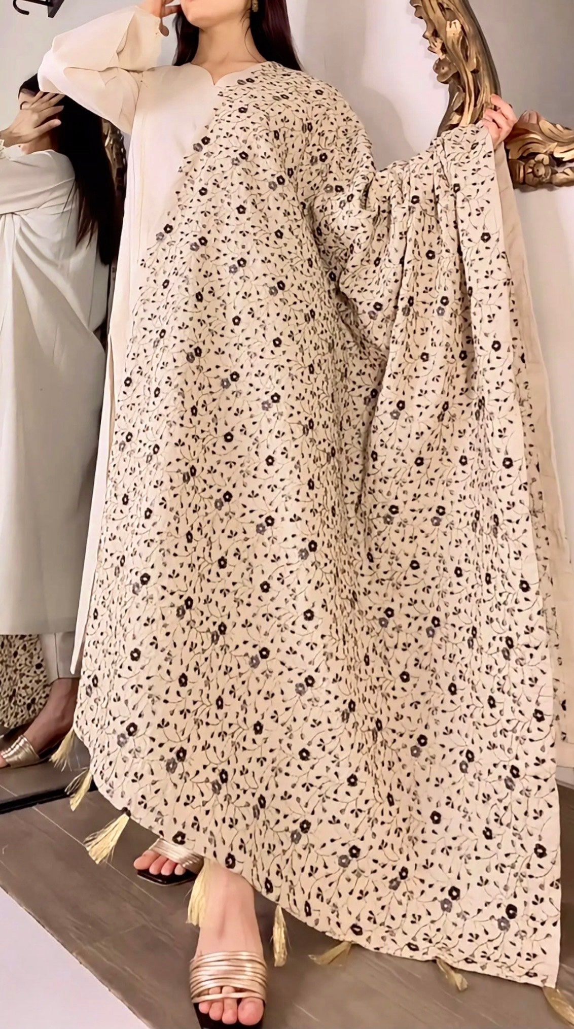 KHADDAR DRESS WITH KHADDAR BLACK PHOOL SHAWL