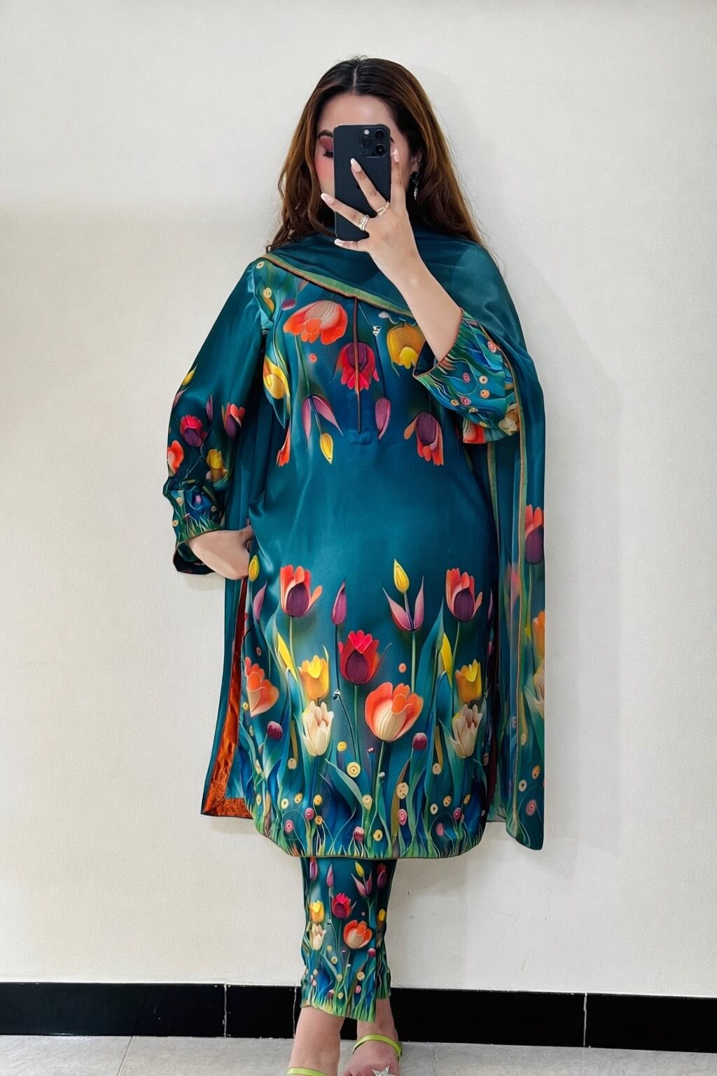 CHINA SILK 3D PEACOCK