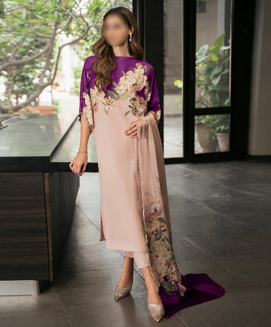 ROSES WITH PURPLE SILK