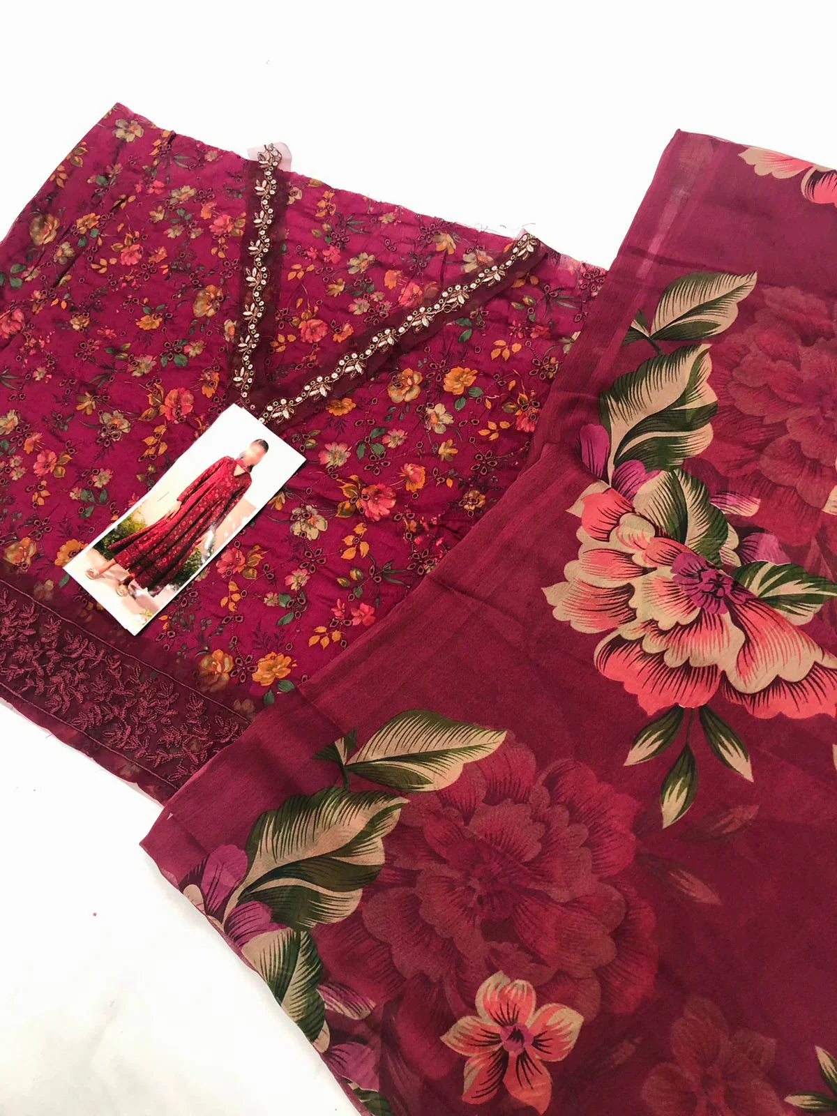 IZNIK J - MAHROON CHICKEN KARI LAWN - SR FABRICS