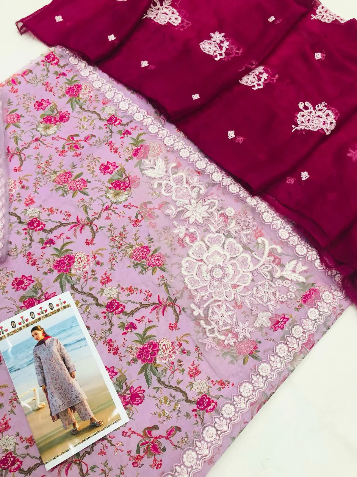 IZNIK LILAC LUXURY LAWN - SR FABRICS