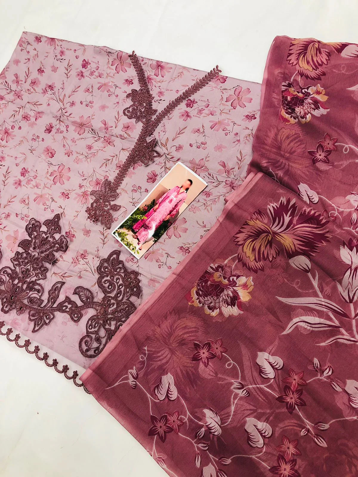 IZNIK PIYAZI DIGITAL LAWN - SR FABRICS