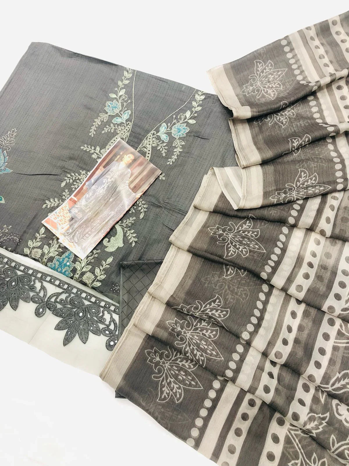 MB CHARCOAL GREY LAWN - SR FABRICS