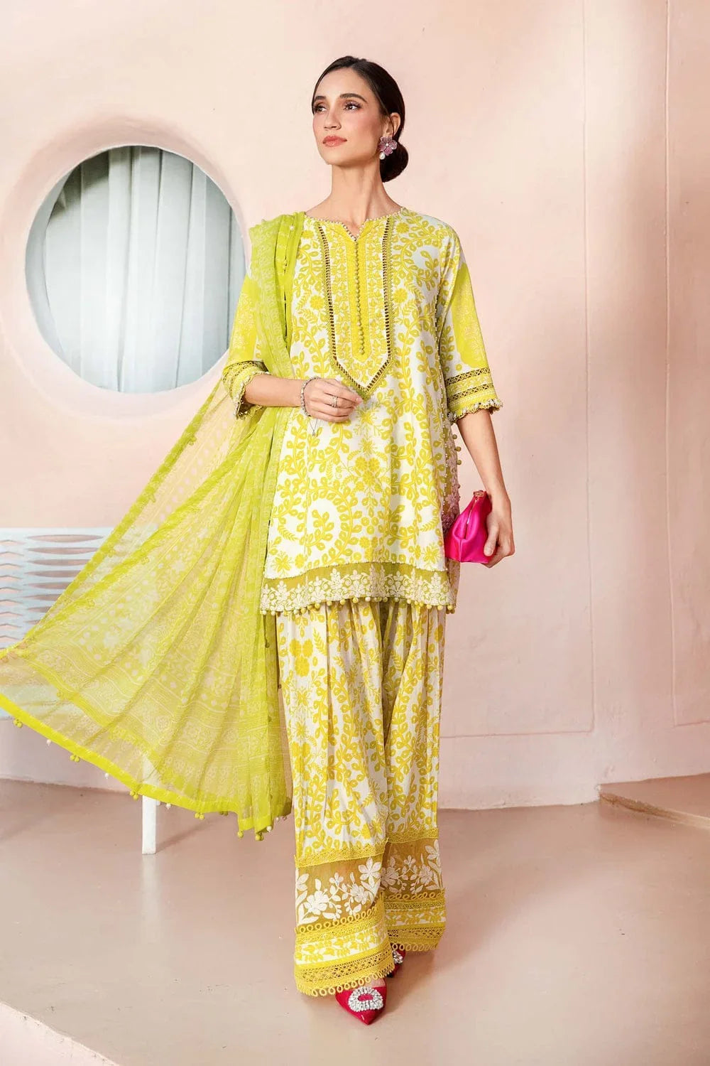MB G - YELLOW SNAKE LAWN - SR FABRICS