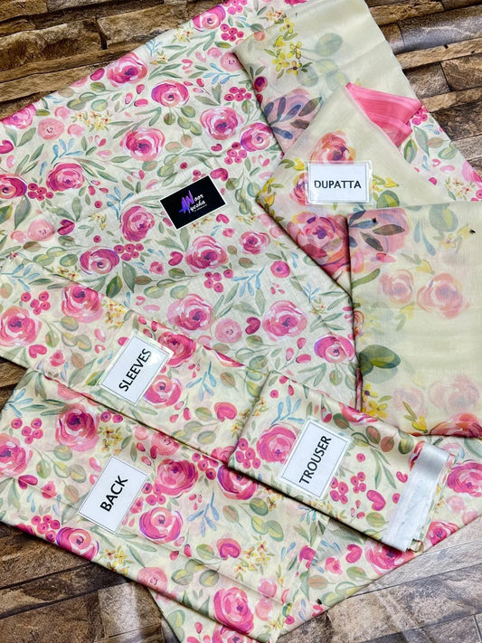 MB OFF WHITE FLOWERS PRINTED LAWN - SR FABRICS