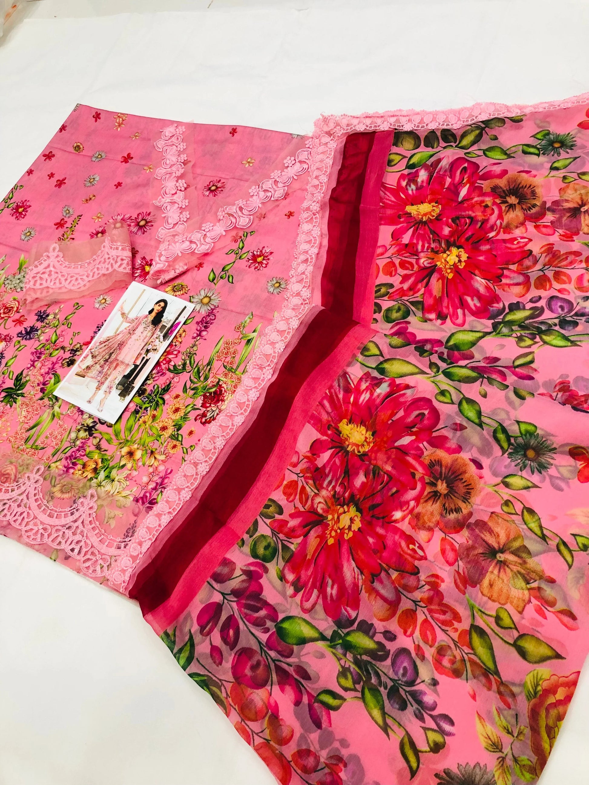 MB PINK CHAAT LAWN - SR FABRICS