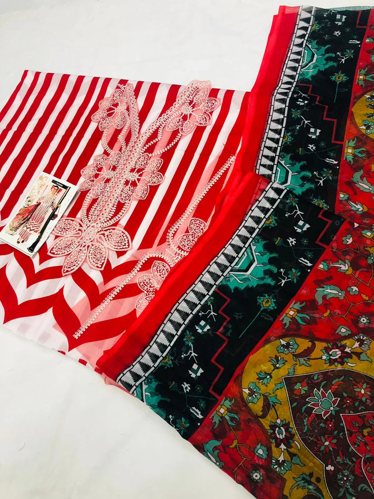 MB W - RED LINES LAWN - SR FABRICS