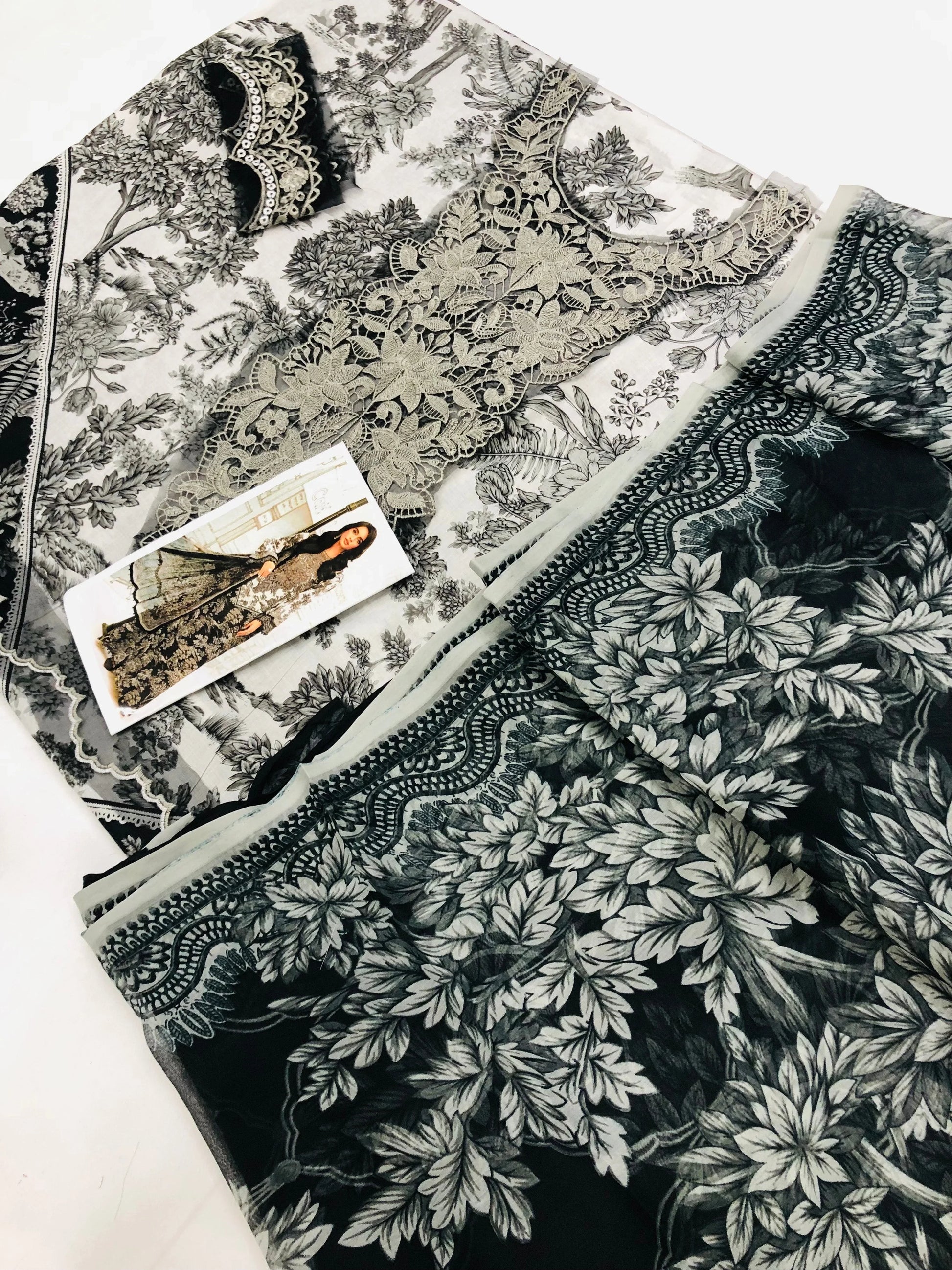 MB WHITE TREES LAWN - SR FABRICS