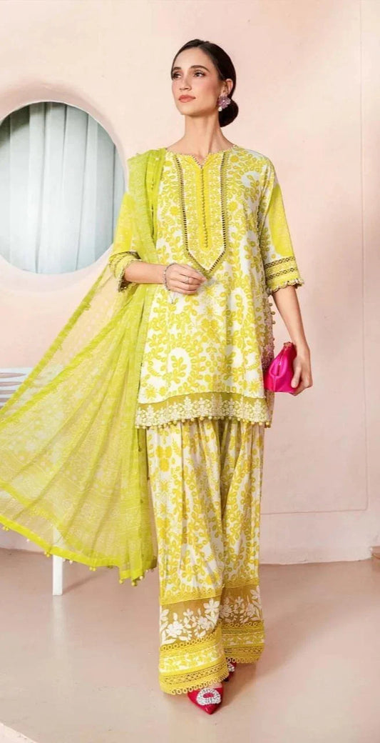 MB YELLOW SNAKE PRINTED LAWN - SR FABRICS