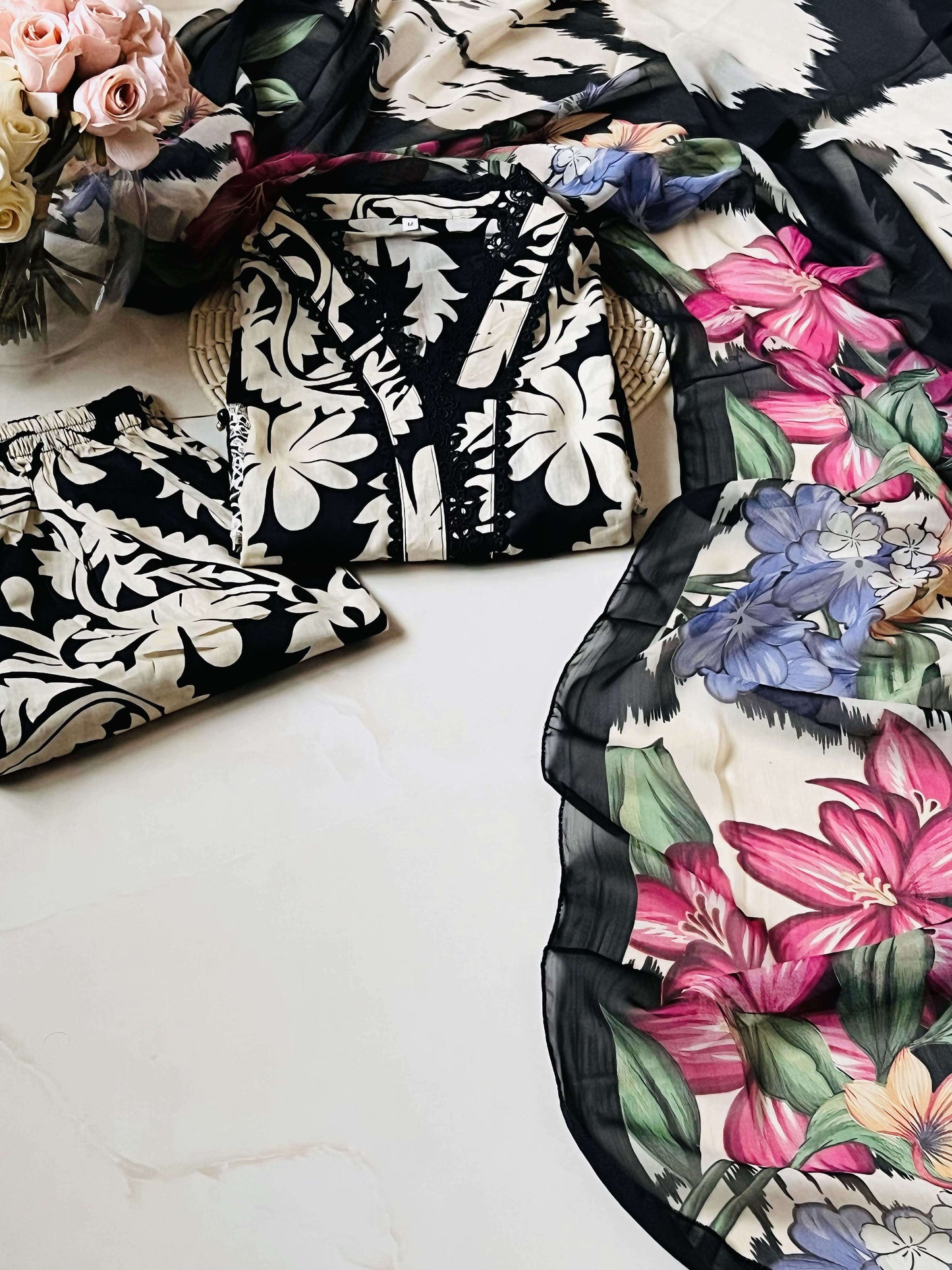 MB ZEBRA STITCHED LAWN